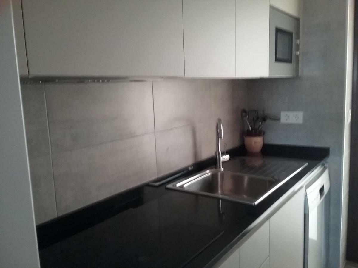 Апартаменты Apartamento Teatinos Малага Экстерьер фото