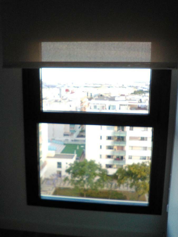 Апартаменты Apartamento Teatinos Малага Экстерьер фото