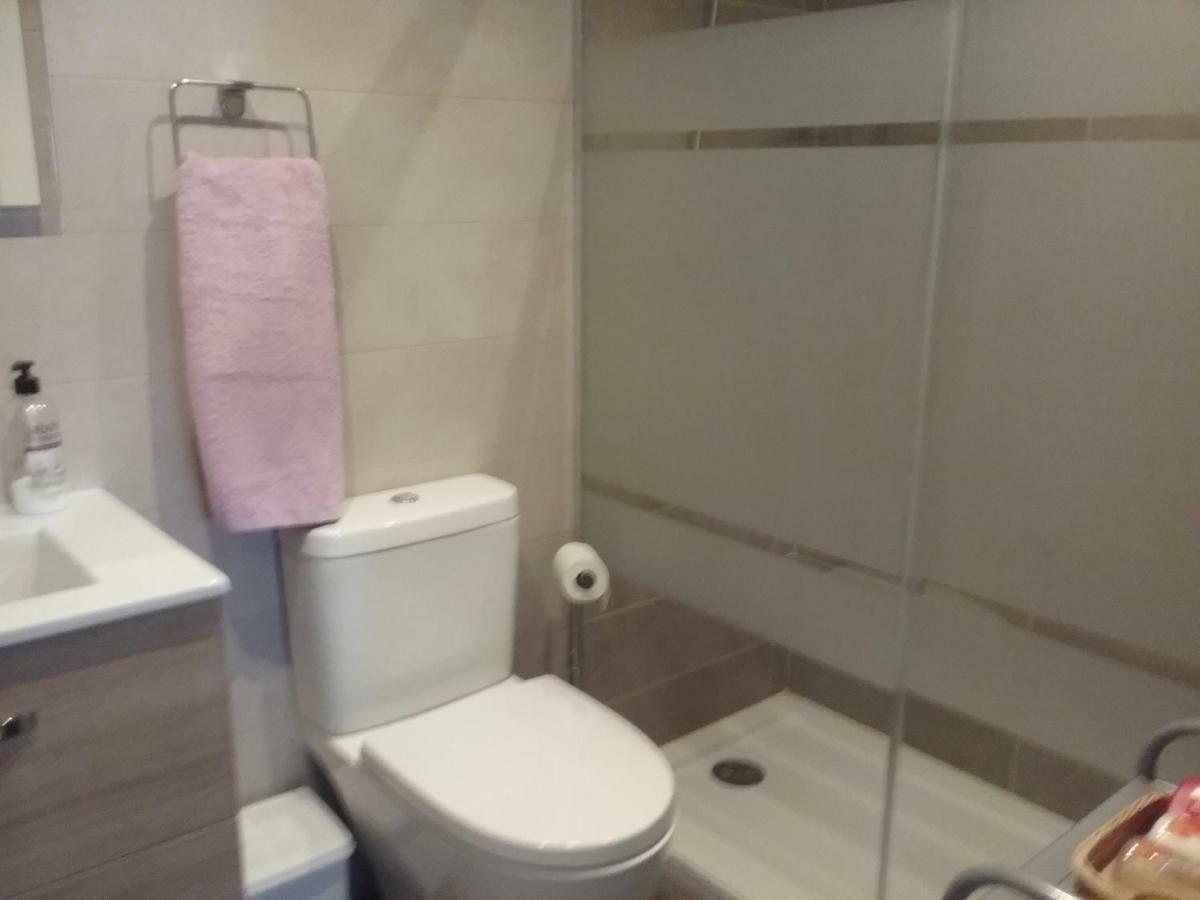 Апартаменты Apartamento Teatinos Малага Экстерьер фото